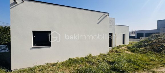 3 bedrooms House in Ploufragan, France No. 195242 6