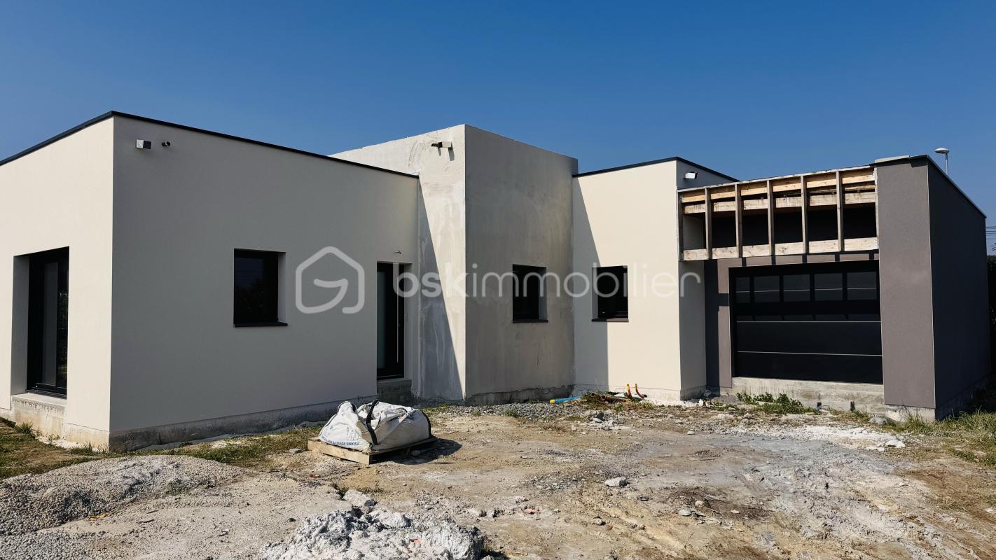 3 bedrooms House in Ploufragan, France No. 195242