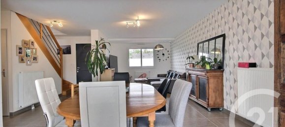 5 chambres Maison à La Chapelle-Saint-Martin-en-Plaine, France No. 331024 4