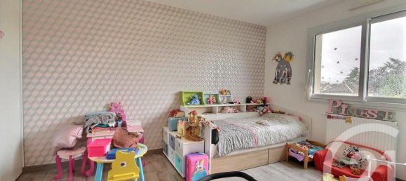 5 chambres Maison à La Chapelle-Saint-Martin-en-Plaine, France No. 331024 16