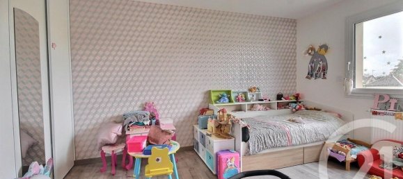 5 chambres Maison à La Chapelle-Saint-Martin-en-Plaine, France No. 331024 12