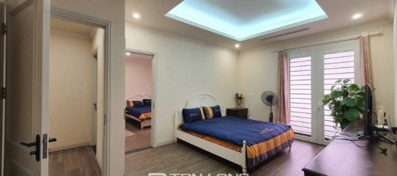 5 bedrooms Villa in Long Bien, Vietnam No. 691 3