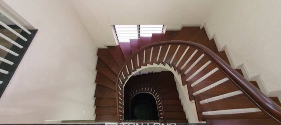 5 bedrooms Villa in Long Bien, Vietnam No. 691 7