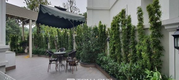 5 bedrooms Villa in Long Bien, Vietnam No. 691 10