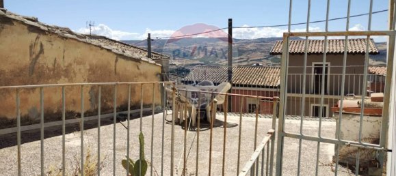 Casa de 2 dormitorios en Vizzini, Italy No. 287835 17