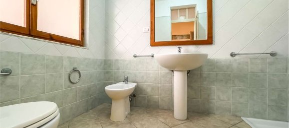 5 rooms Apartment in Quartu Sant'Elena, Italy No. 270321 17