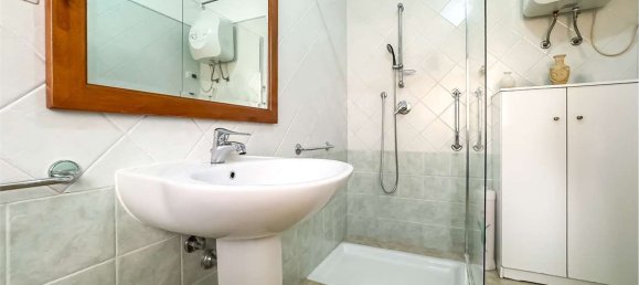 5 rooms Apartment in Quartu Sant'Elena, Italy No. 270321 18