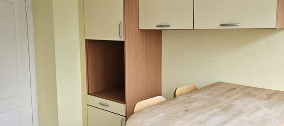 Apartamento de 3 dormitorios en Bourgoin-Jallieu, France No. 289388 3