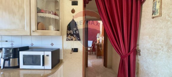 2 bedrooms Apartment in Naples, Italy No. 327910 8