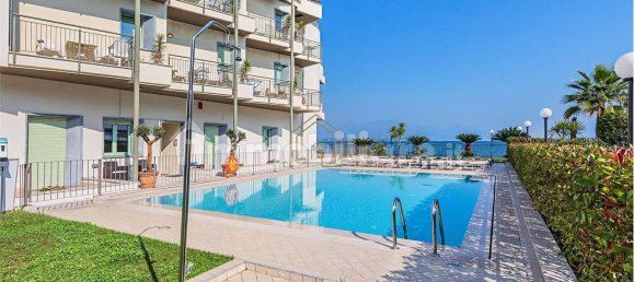 5-Zimmer Gebäude in Desenzano del Garda, Italy, Nr. 7003 15