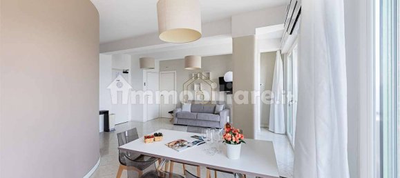 5-Zimmer Gebäude in Desenzano del Garda, Italy, Nr. 7003 23