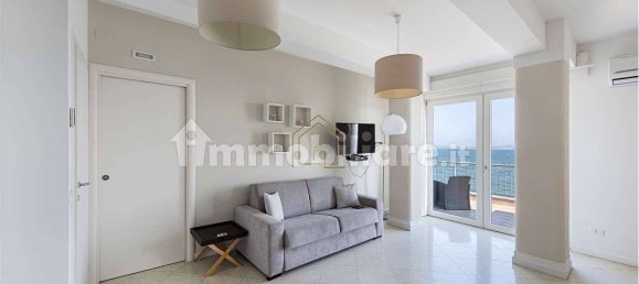 5-Zimmer Gebäude in Desenzano del Garda, Italy, Nr. 7003 22