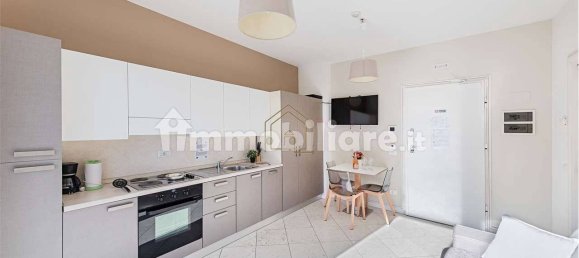 5-Zimmer Gebäude in Desenzano del Garda, Italy, Nr. 7003 24