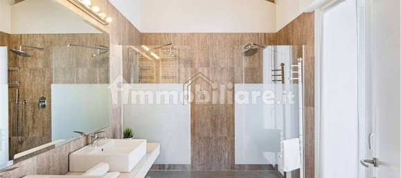 5-Zimmer Gebäude in Desenzano del Garda, Italy, Nr. 7003 5