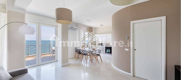 5-Zimmer Gebäude in Desenzano del Garda, Italy, Nr. 7003 14