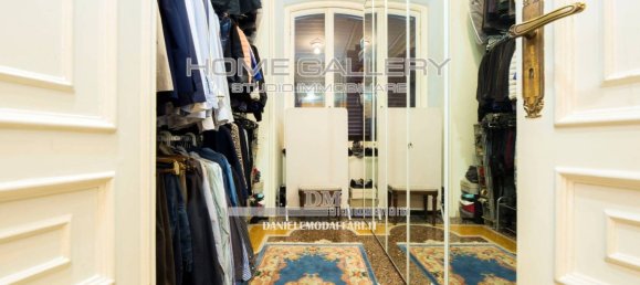 4 bedrooms Apartment in Genoa, Italy No. 184465 26
