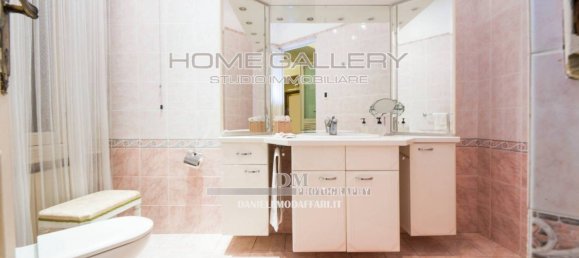 4 bedrooms Apartment in Genoa, Italy No. 184465 27