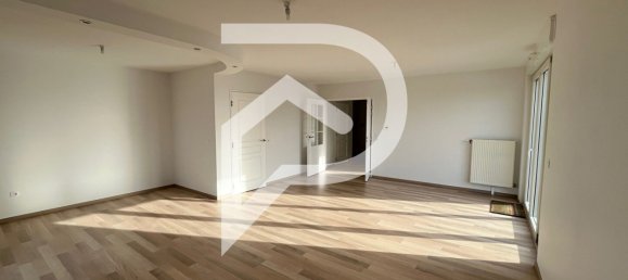 3 bedrooms Penthouse in Metz, France No. 213526 3