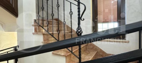 Villa T5 em Marino, Italy N.º 265070 22