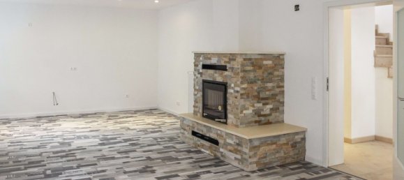 Adosado de 4 habitaciónes en Dillingen an der Donau, Germany No. 277858 6