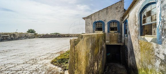 8 bedrooms House in Angra do Heroismo, Portugal No. 44511 13