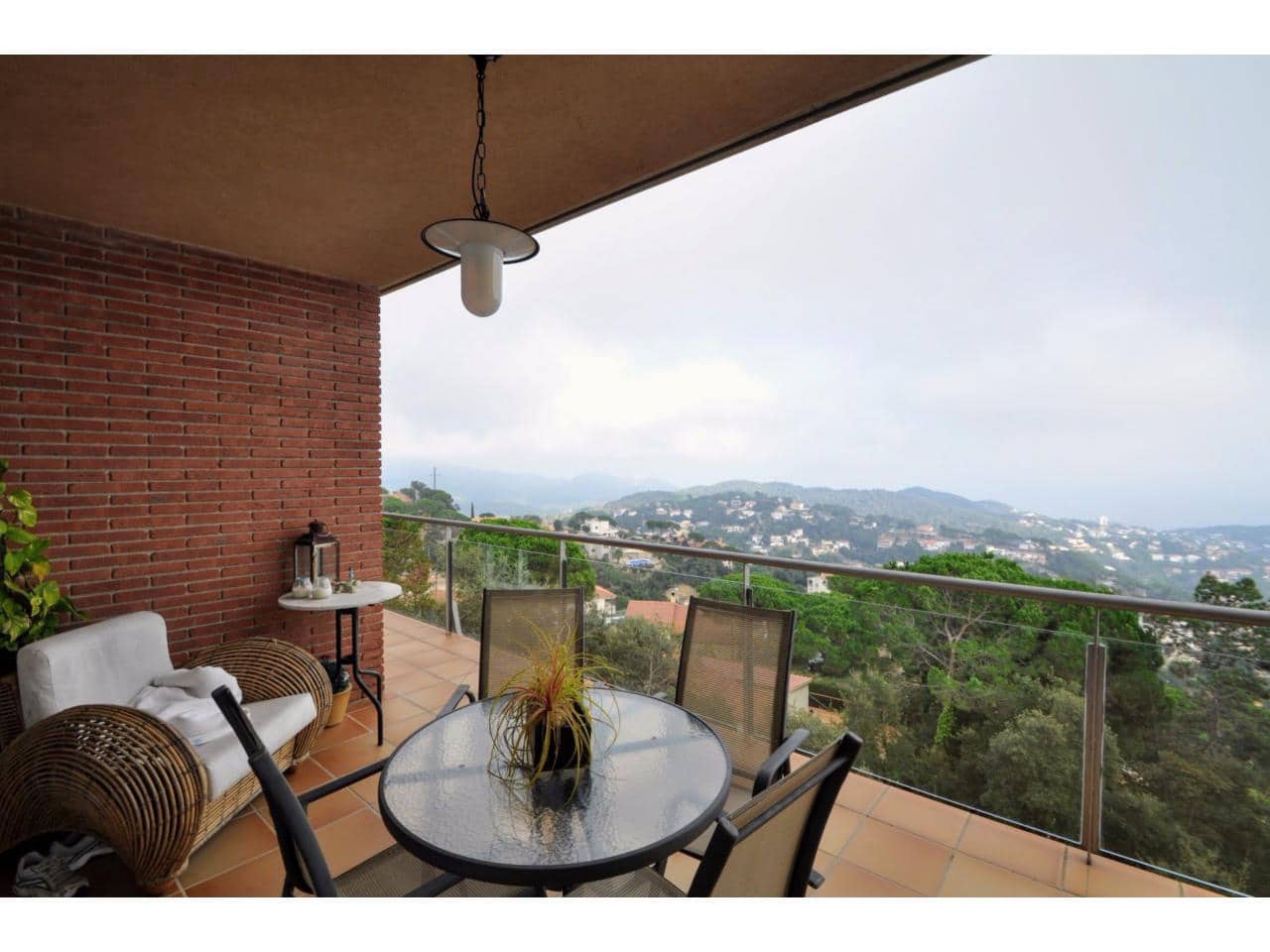 6 bedrooms House in Lloret de Mar, Spain No. 205790