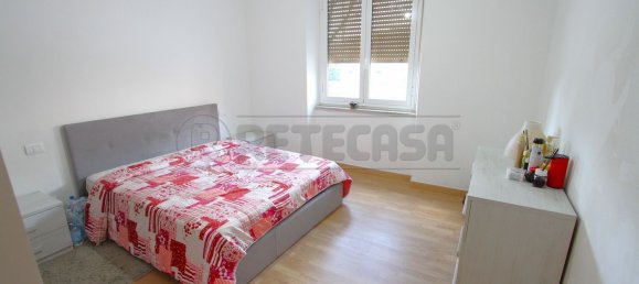 3 rooms Apartment in Massa, Italy No. 155353 9