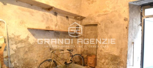 Lagerhaus in Parma, Italy 28m², Nr. 319207 4