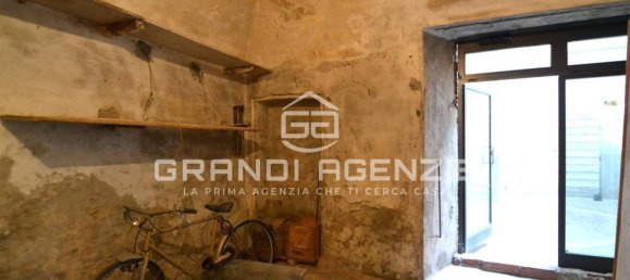 Lagerhaus in Parma, Italy 28m², Nr. 319207 3