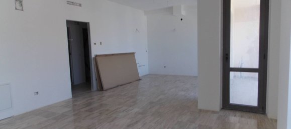 2 rooms Apartment in Spinetoli, Italy No. 276650 3