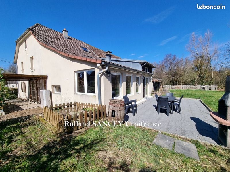 4 bedrooms House in Grosne, France No. 275360