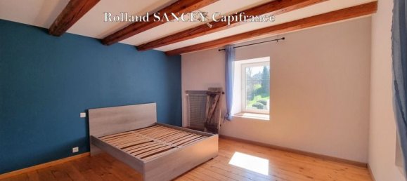 4 bedrooms House in Grosne, France No. 275360 10