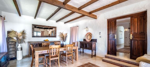 4 bedrooms Villa in Mijas, Spain No. 38419 13