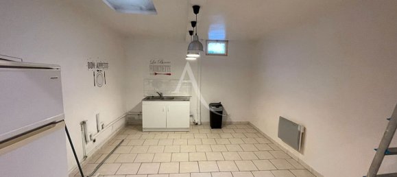 3 Schlafzimmer Haus in Croix, France, Nr. 77361 10