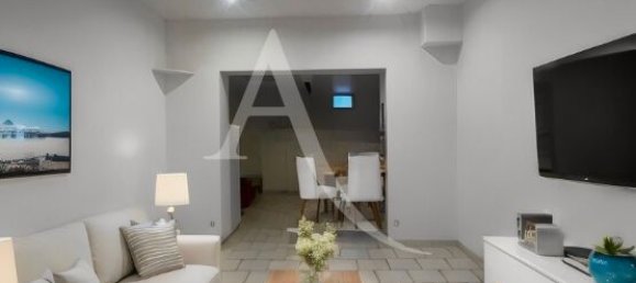 3 Schlafzimmer Haus in Croix, France, Nr. 77361 6