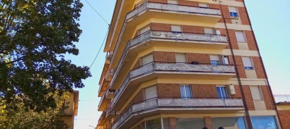 8 rooms Apartment in Cortona, Italy No. 278763 4