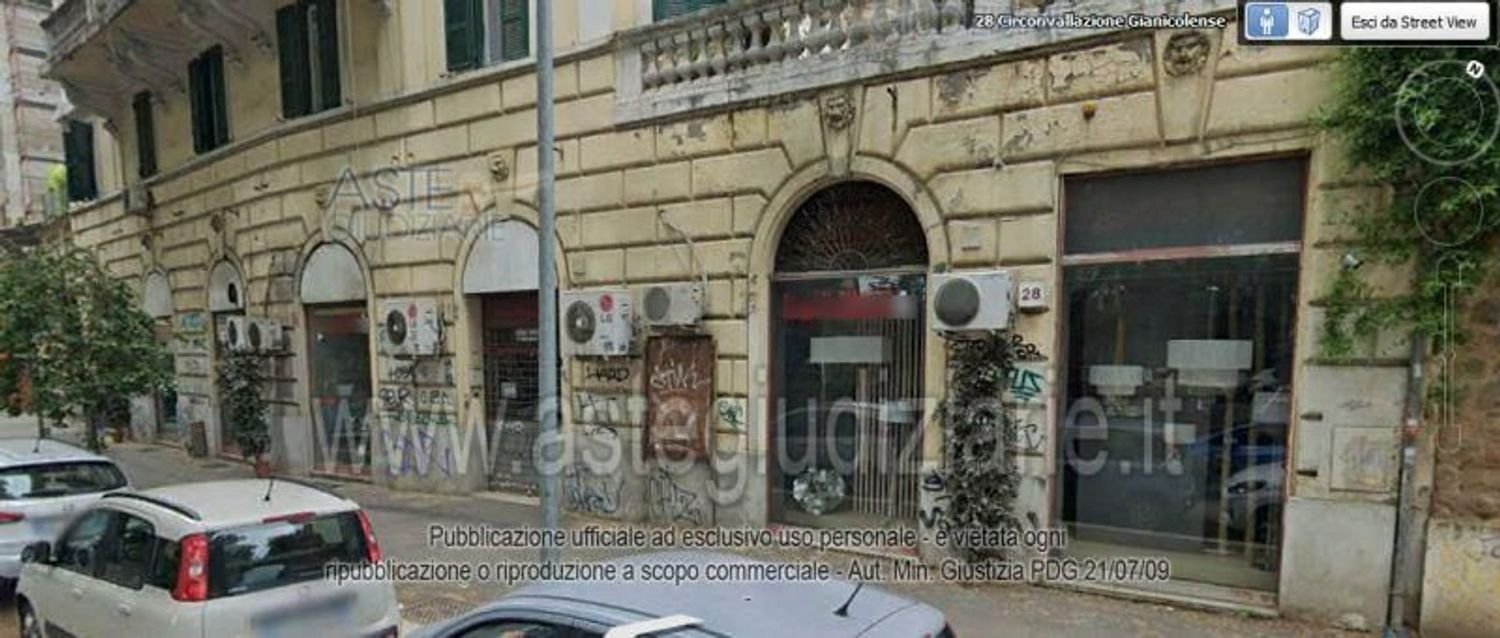 5 rooms Apartment in Rome, Italy No. 292282