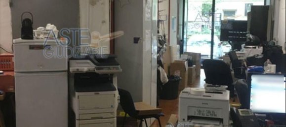 5 rooms Apartment in Rome, Italy No. 292282 9