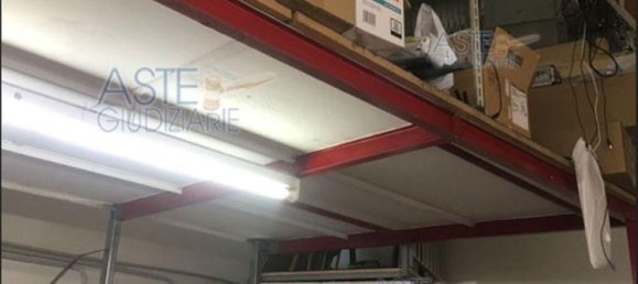 5 rooms Apartment in Rome, Italy No. 292282 32