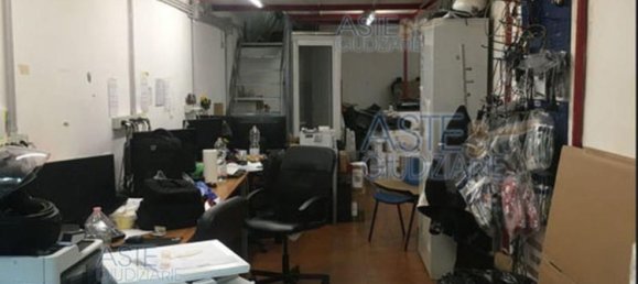 5 rooms Apartment in Rome, Italy No. 292282 10