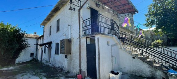 Дом с 2 спальнями в Арпино, Италия № 56048 4