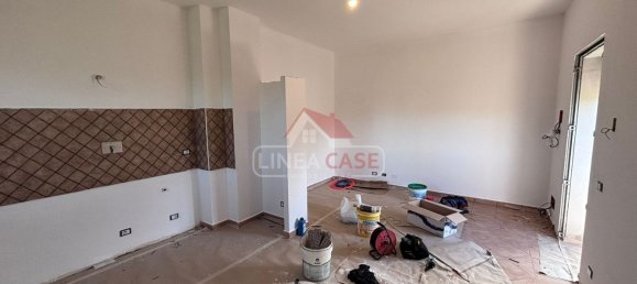 3 bedrooms Apartment in Palestrina, Italy No. 335051 6