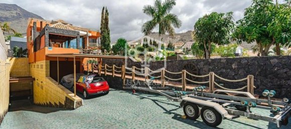 5 Schlafzimmer Villa in Adeje, Spain, Nr. 11401 3