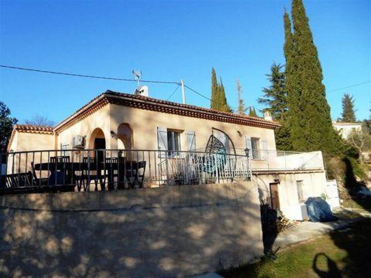 Дом с 4 спальнями в Tourrettes, Франция № 11429