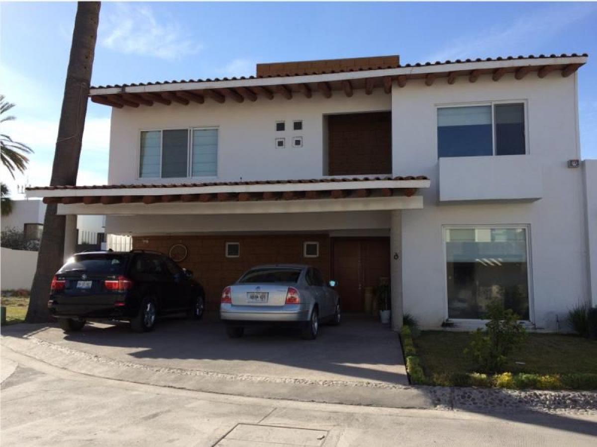 3 bedrooms House in Playa Vicente, Mexico No. 174357