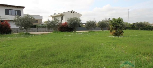  قطعة أرض في Udine, Italy 1288متر مربع رقم 21542 11