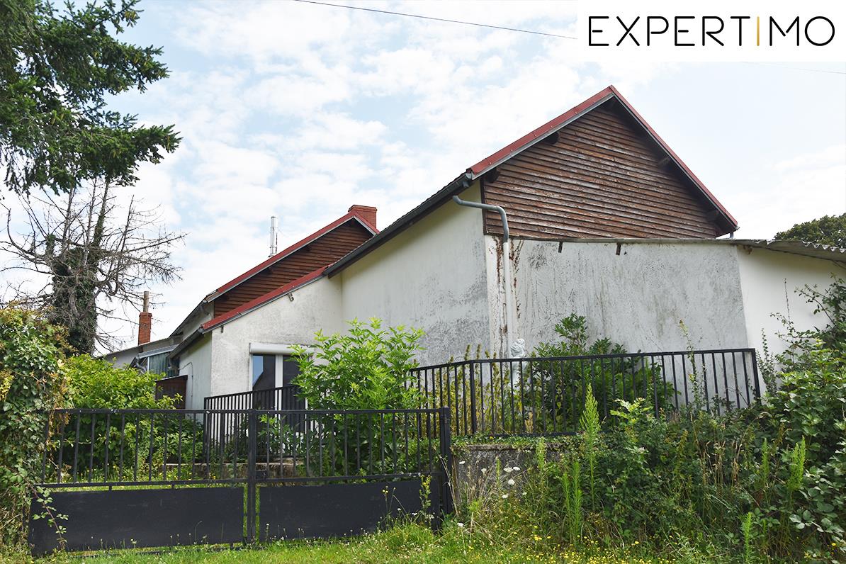 Casa de 6 dormitorios en Puy-de-Dome, France No. 302735