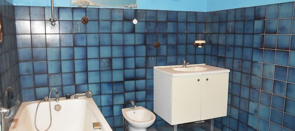 Casa de 6 dormitorios en Puy-de-Dome, France No. 302735 14