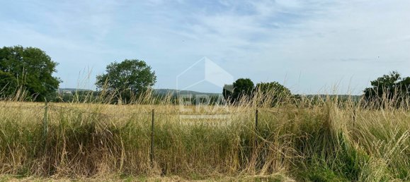 Земельный участок в Шони, Франция № 77754 3