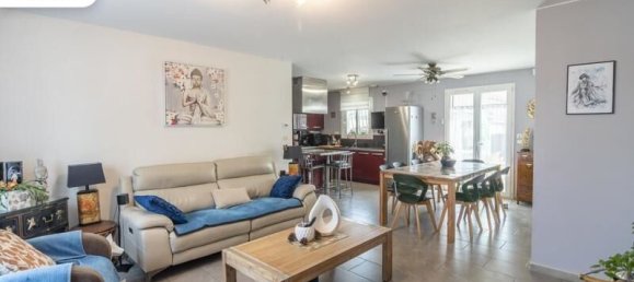 3 Schlafzimmer Haus in Revel, France, Nr. 341852 3